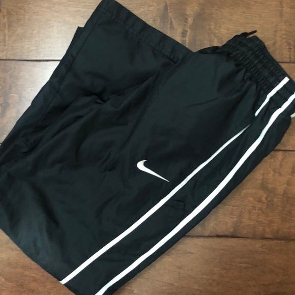 Nike Other - GUC NIKE 🏃‍♂️ joggers.